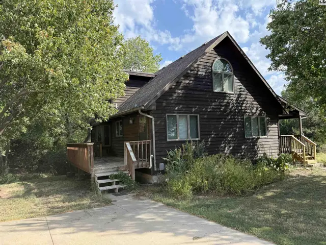 Photo of 2047 18th Ave, McPherson, KS