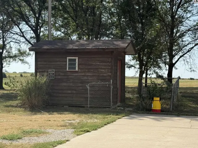 Photo of 2047 18th Ave, McPherson, KS
