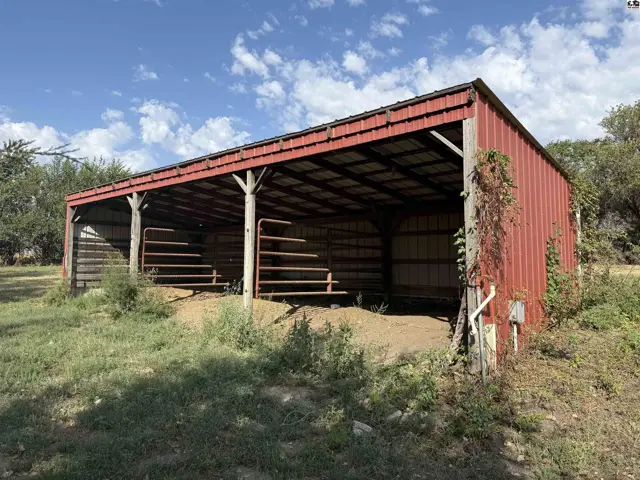 Photo of 2047 18th Ave, McPherson, KS