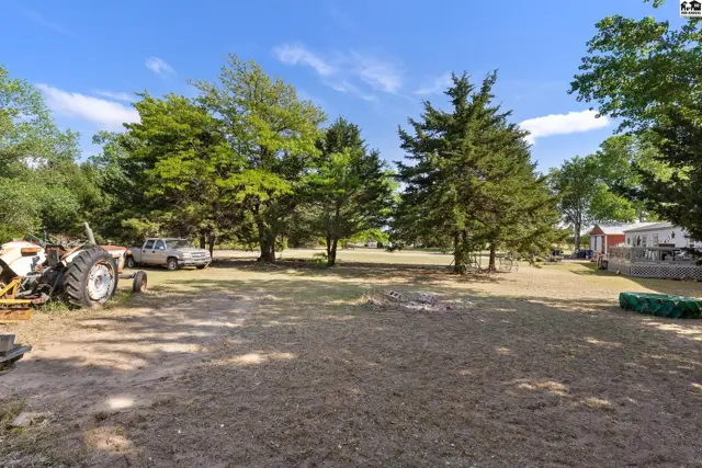 Photo of 23200 W Mills Ave, Plevna, KS