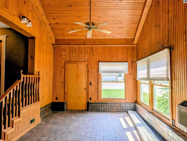 Photo of 313 N Christian Ave, Moundridge, KS