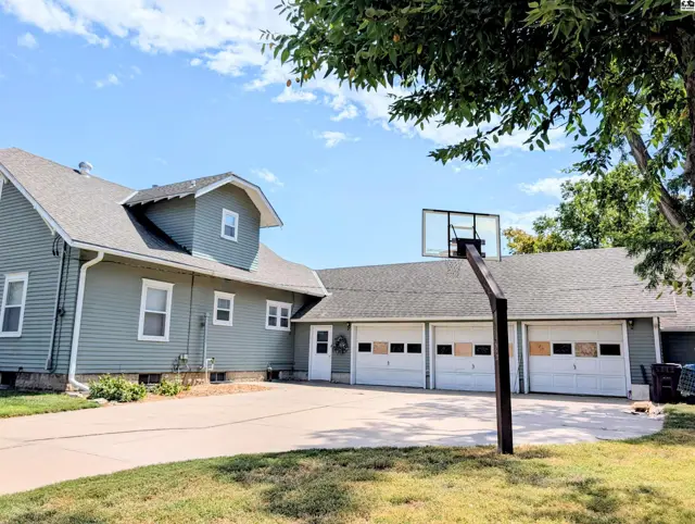 Photo of 313 N Christian Ave, Moundridge, KS