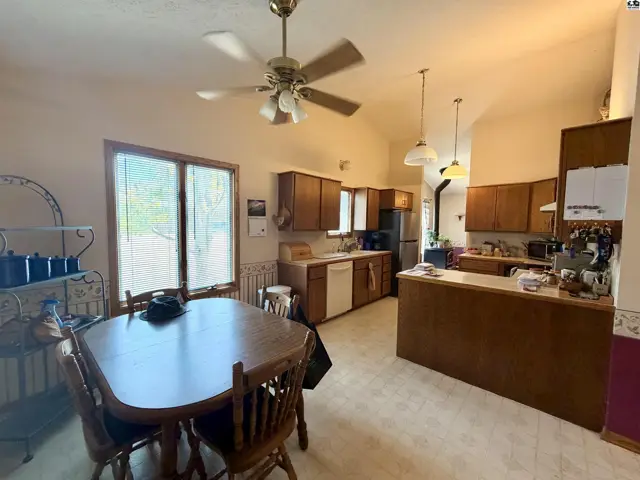 Photo of 1909 Landon St, Hutchinson, KS