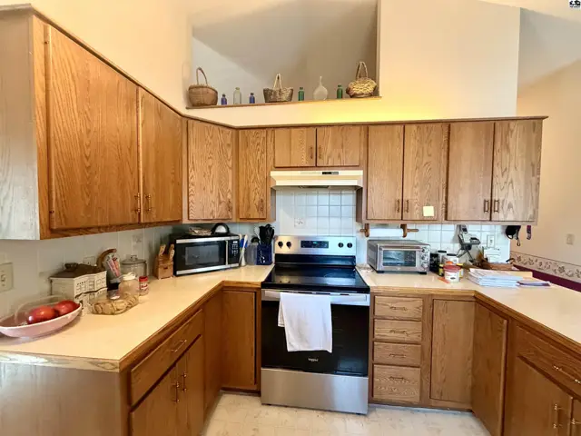 Photo of 1909 Landon St, Hutchinson, KS