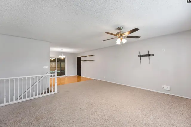 Photo of 4303 Sequoia St, Hutchinson, KS