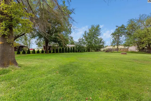 Photo of 4303 Sequoia St, Hutchinson, KS