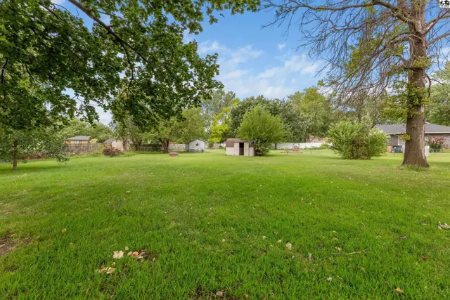 Photo of 4303 Sequoia St, Hutchinson, KS