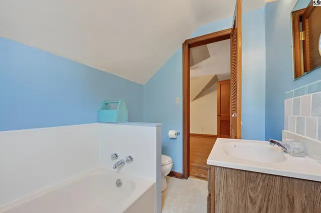Photo of 1145 State Road 14, Lyons, KS