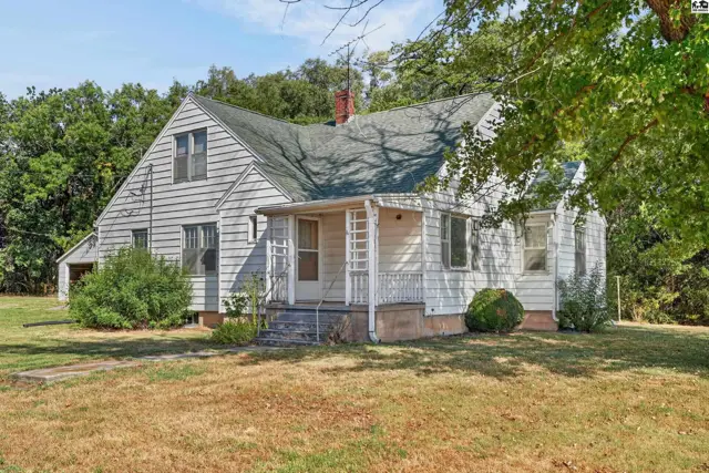 Photo of 1145 State Road 14, Lyons, KS