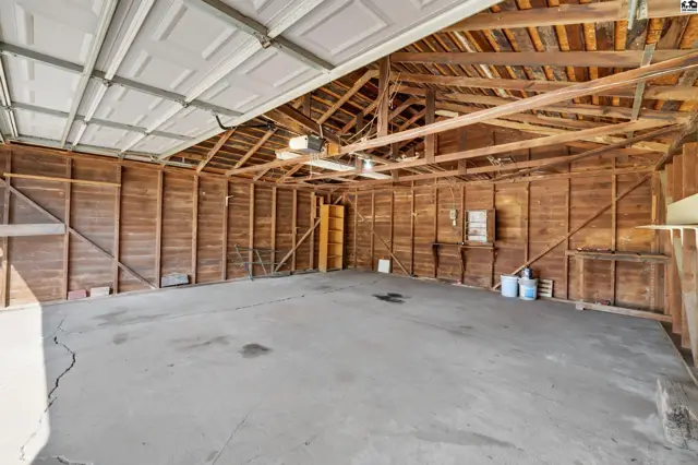 Photo of 1145 State Road 14, Lyons, KS