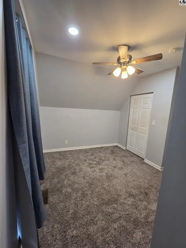 Photo of 400 E 5th Ave, Hutchinson, KS