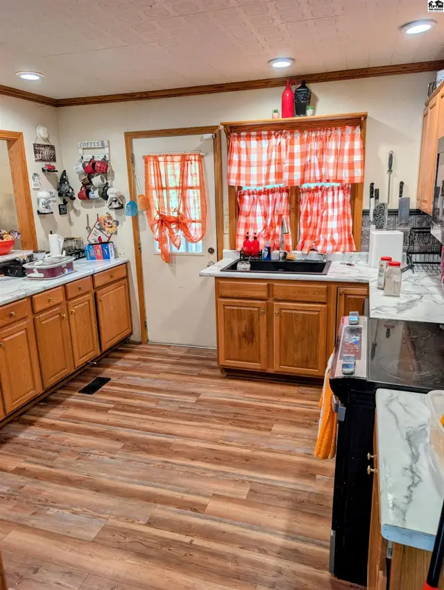 Photo of 6919 N Lake Rd, Hutchinson, KS