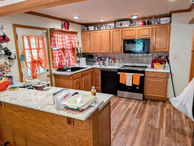 Photo of 6919 N Lake Rd, Hutchinson, KS