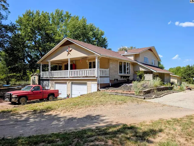 Photo of 6919 N Lake Rd, Hutchinson, KS