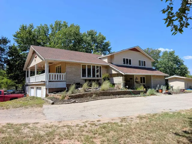 Photo of 6919 N Lake Rd, Hutchinson, KS