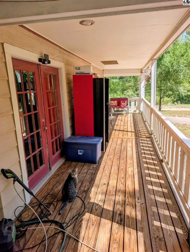 Photo of 6919 N Lake Rd, Hutchinson, KS