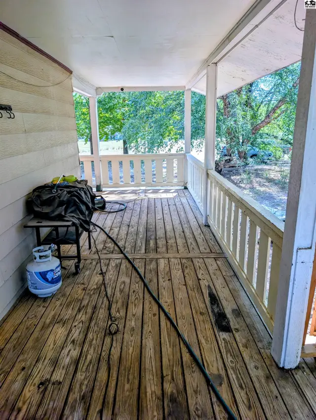 Photo of 6919 N Lake Rd, Hutchinson, KS
