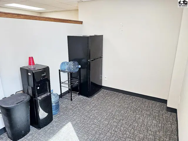 Photo of 1060 W Kansas Ave, McPherson, KS