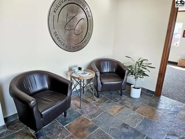 Photo of 1060 W Kansas Ave, McPherson, KS