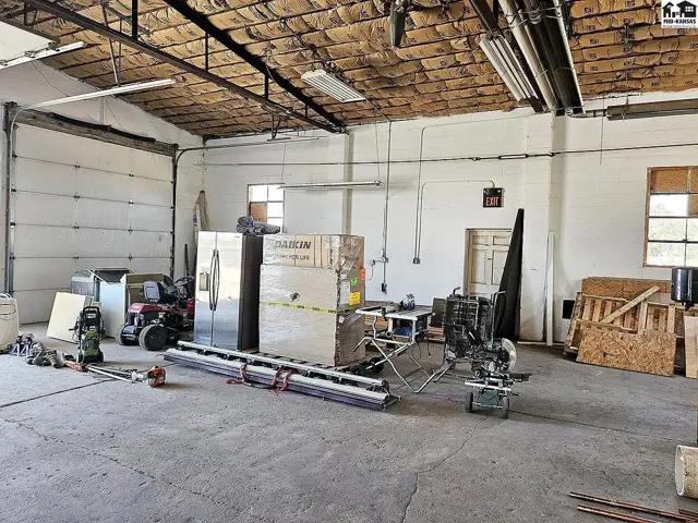 Photo of 1060 W Kansas Ave, McPherson, KS