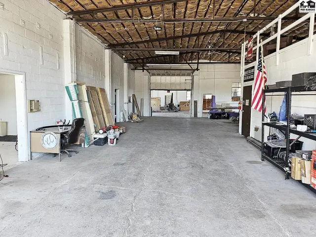 Photo of 1060 W Kansas Ave, McPherson, KS