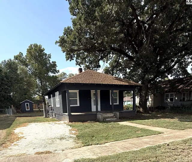 Photo of 305 W Kansas Ave, Medicine Lodge, KS