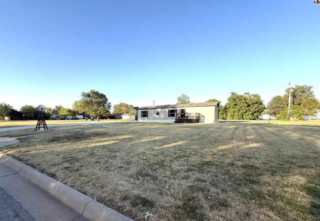 Photo of 110 N Miller St, Attica, KS