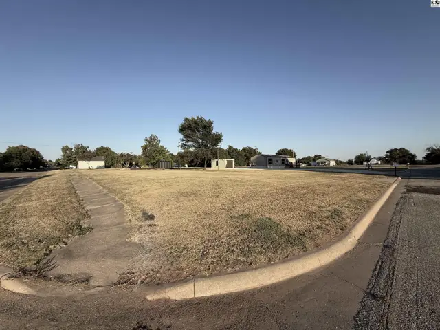Photo of 110 N Miller St, Attica, KS