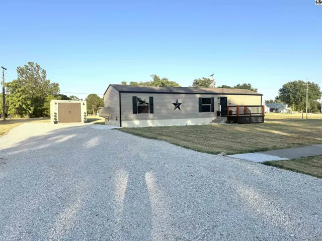 Photo of 110 N Miller St, Attica, KS