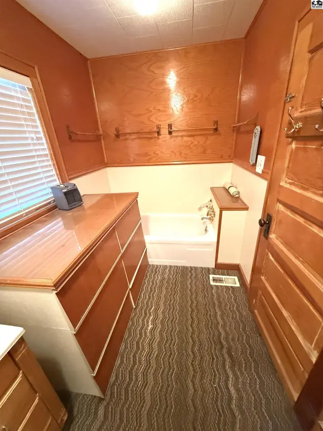 Photo of 405 Harper St, Attica, KS