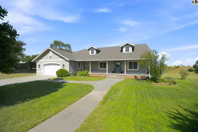 Photo of 10422 SW 10th Ave, Pratt, KS