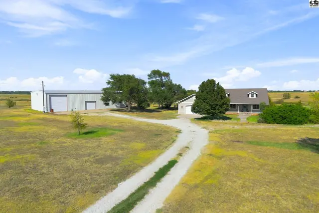 Photo of 10422 SW 10th Ave, Pratt, KS
