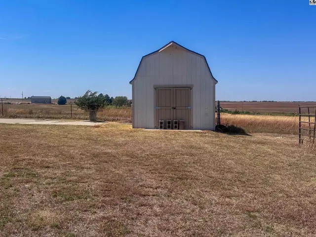 Photo of 40060 SE 30th St, Pratt, KS