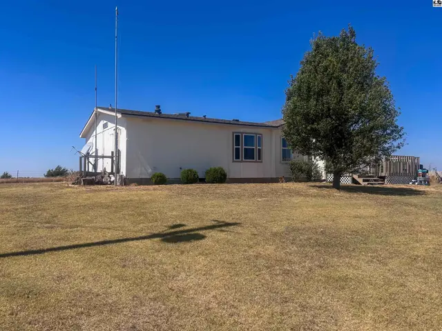 Photo of 40060 SE 30th St, Pratt, KS