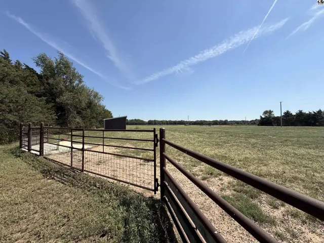 Photo of 4317 N Nickerson Rd, Nickerson, KS