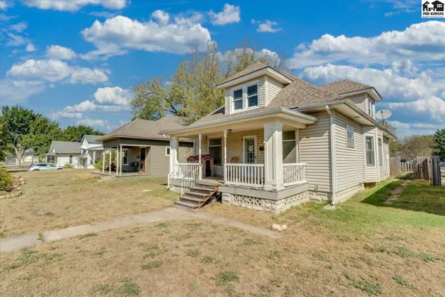 Photo of 314 W 15 Ave, Hutchinson, KS
