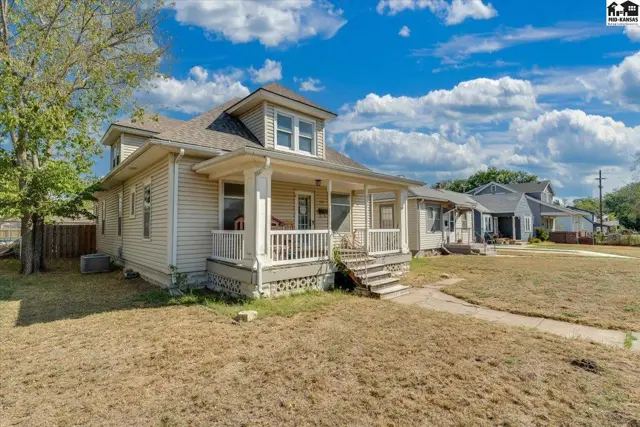 Photo of 314 W 15 Ave, Hutchinson, KS