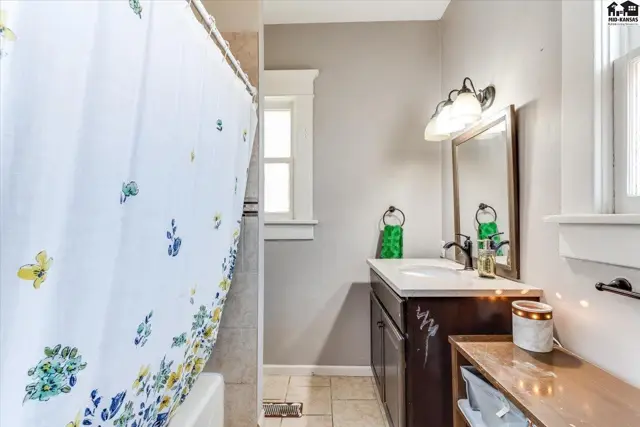 Photo of 314 W 15 Ave, Hutchinson, KS