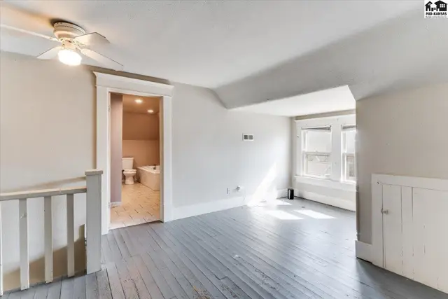 Photo of 314 W 15 Ave, Hutchinson, KS