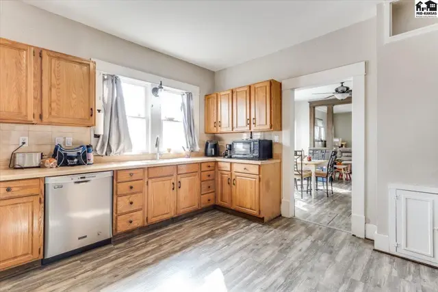 Photo of 314 W 15 Ave, Hutchinson, KS