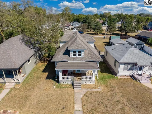 Photo of 314 W 15 Ave, Hutchinson, KS