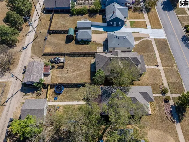 Photo of 314 W 15 Ave, Hutchinson, KS