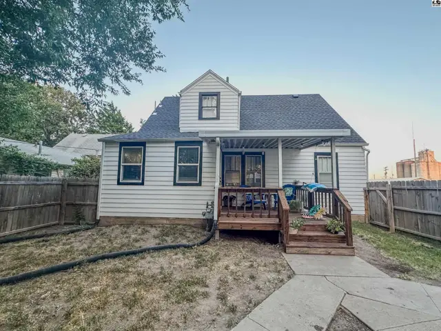 Photo of 100 N 4th St, Canton, KS