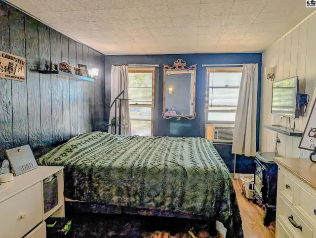 Photo of 100 N 4th St, Canton, KS