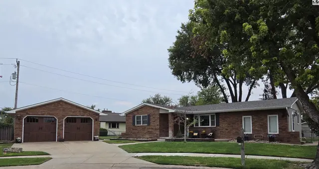 Photo of 2664 Summer Ln, Salina, KS