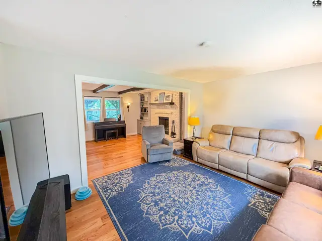 Photo of 4 Hickory Ct, Newton, KS