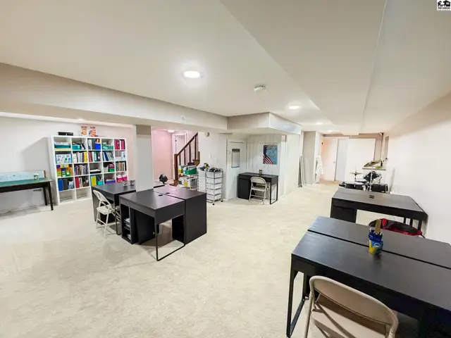 Photo of 4 Hickory Ct, Newton, KS