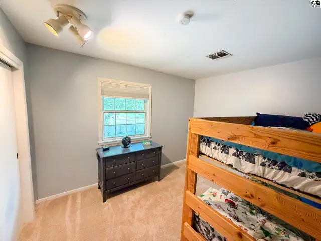 Photo of 4 Hickory Ct, Newton, KS