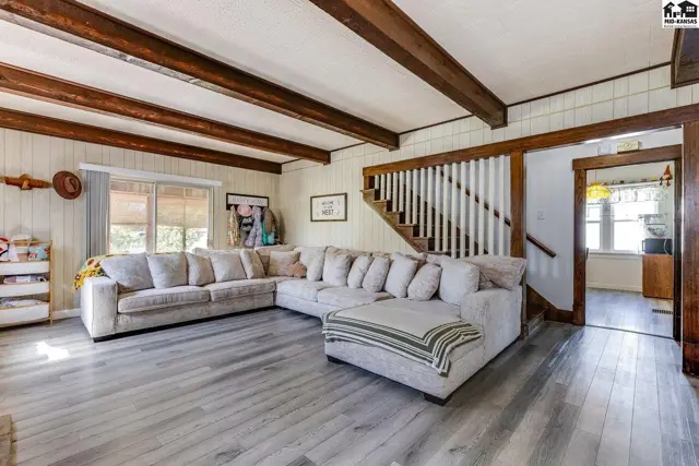 Photo of 1811 N Walnut St, Hutchinson, KS