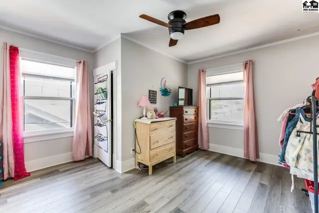 Photo of 1811 N Walnut St, Hutchinson, KS